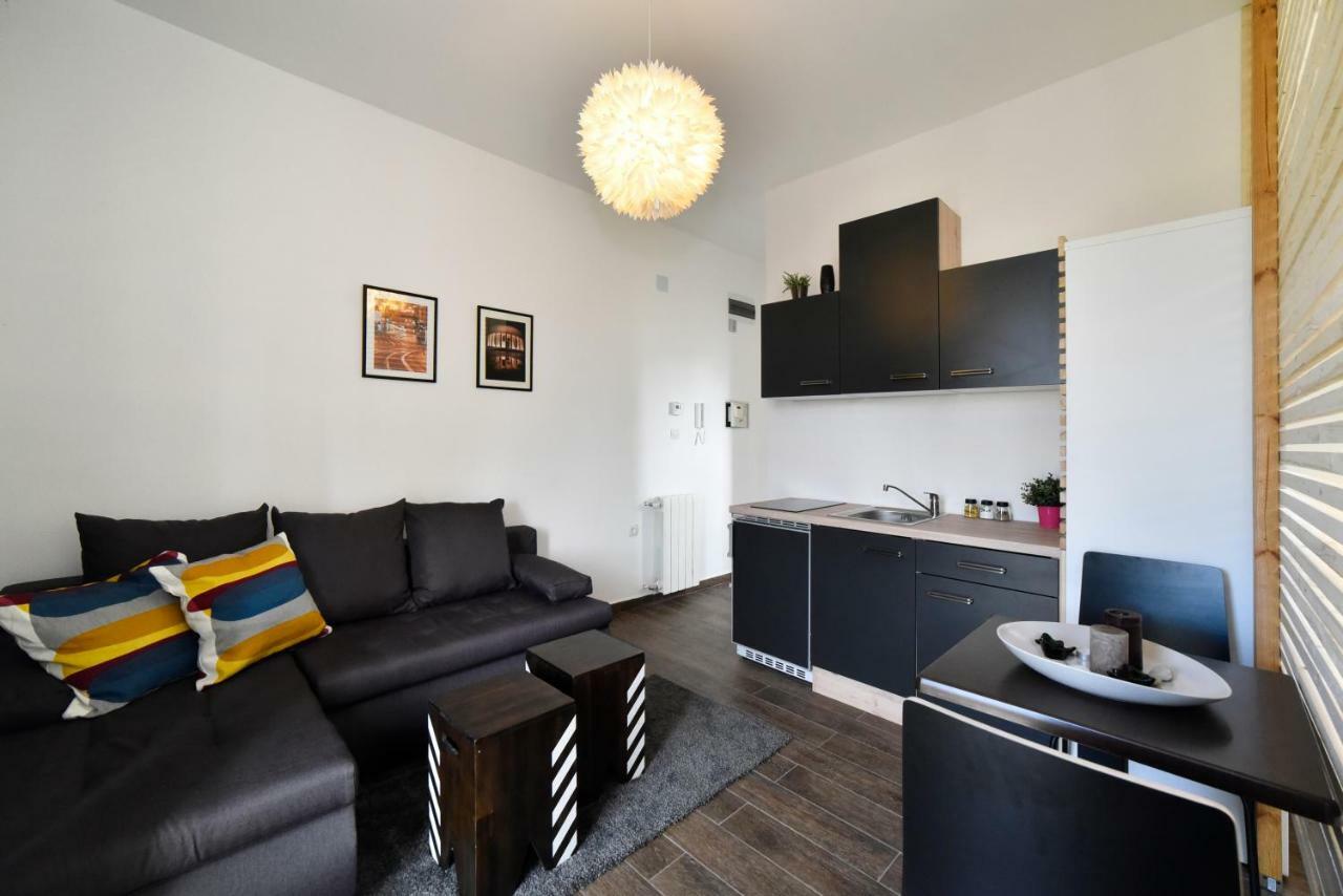 Corner Savska Apartment *